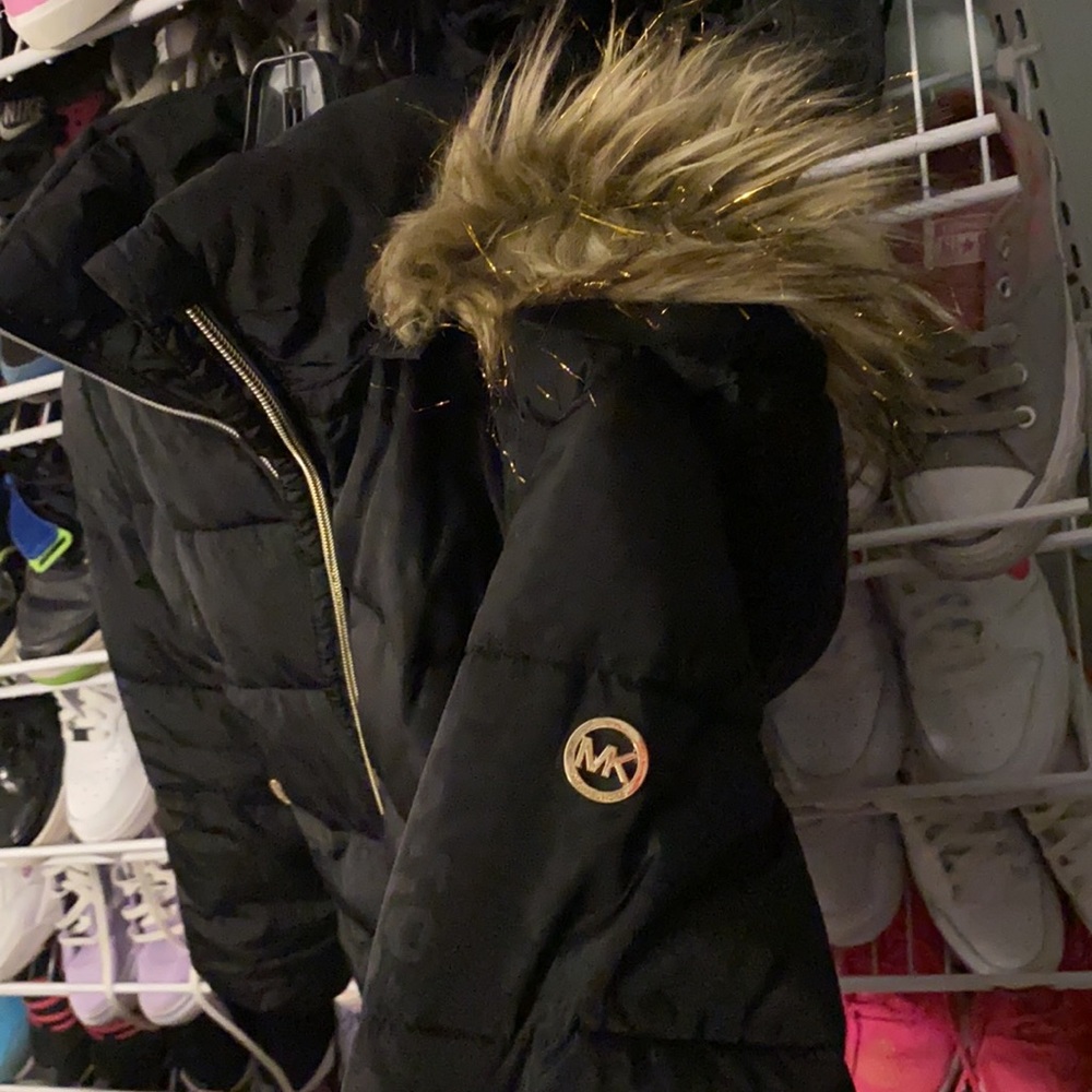 ❌ SOLD❌❌❌Adorable Michael Kors jacket! Worn once! - Picture 2 of 4